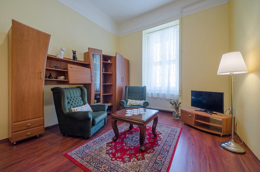 Stupendous Apartment Budapest Luaran gambar